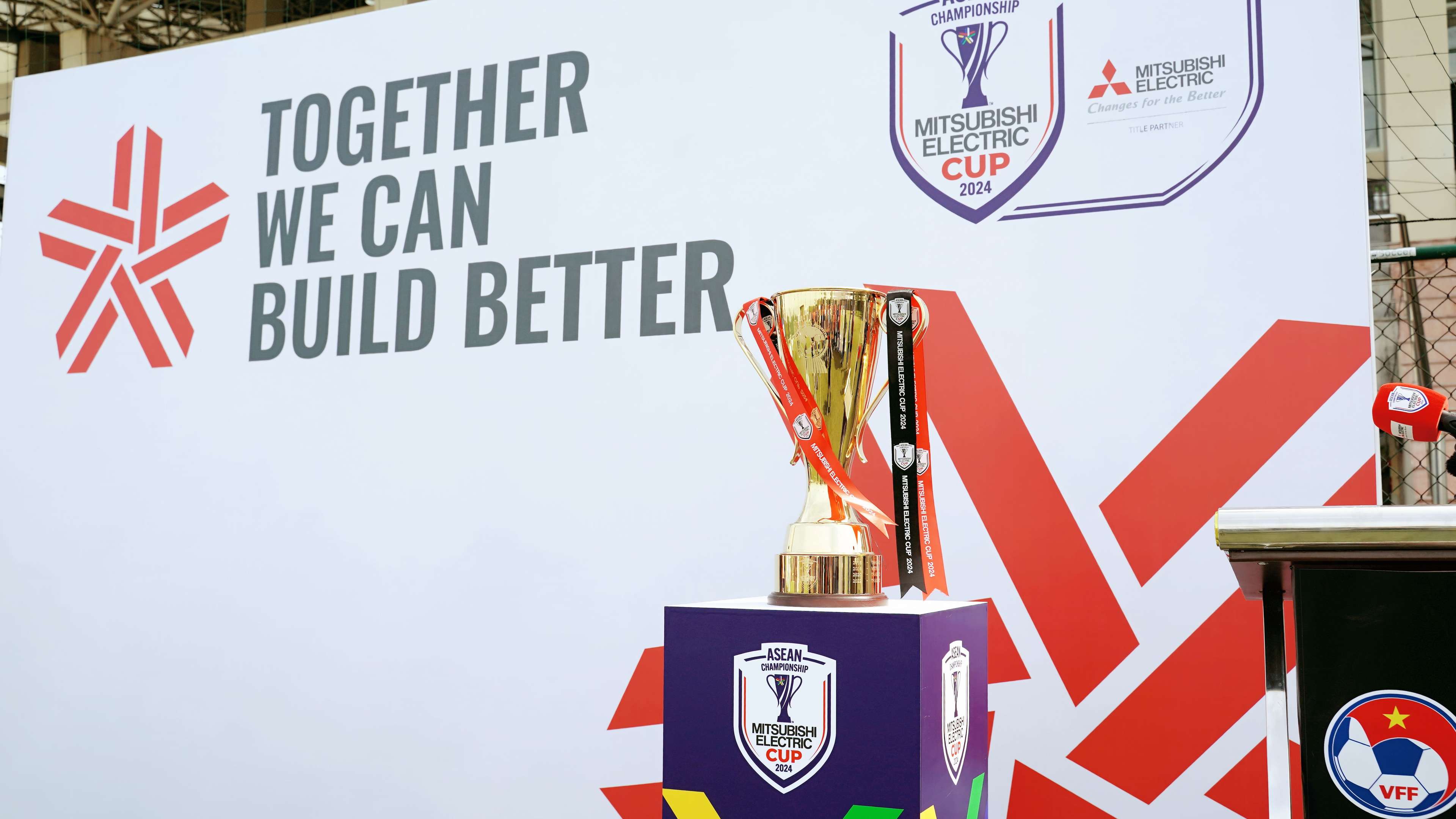 得他在场上 得他在场上