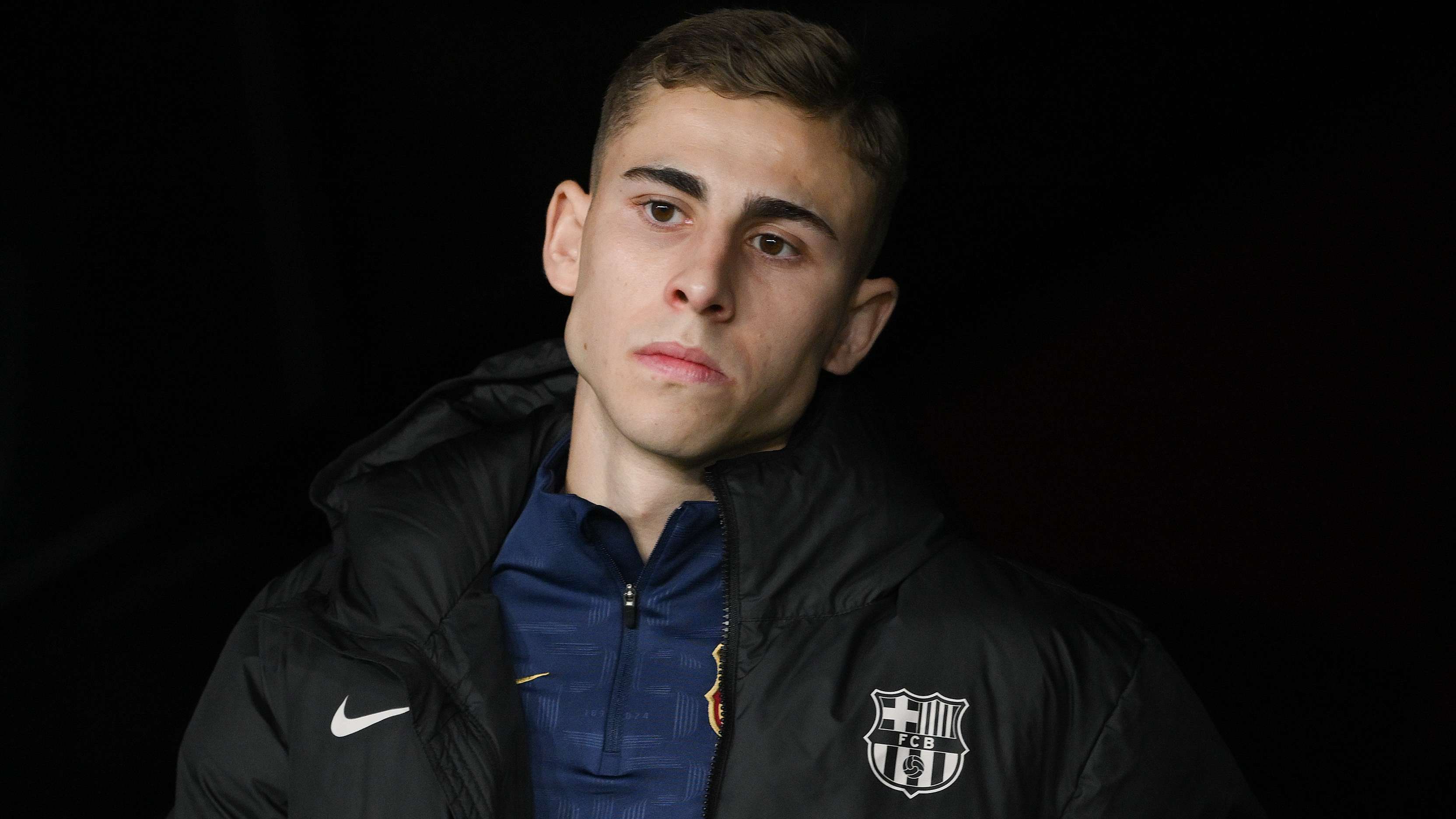 現彰顯其領 現彰顯其領