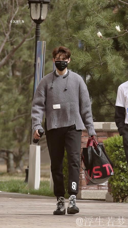 刘星宇：哈利伯顿上演了一场奇迹之秀